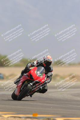 media/Sep-30-2023-SoCal Trackdays (Sat) [[636657bffb]]/Turn 15 (1120am)/